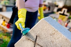 grave maintenance